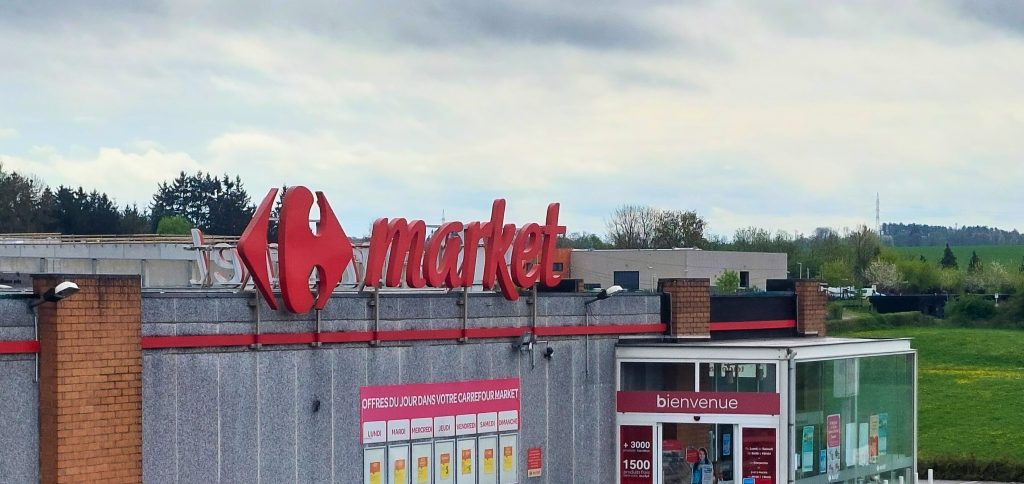 Carrefour market