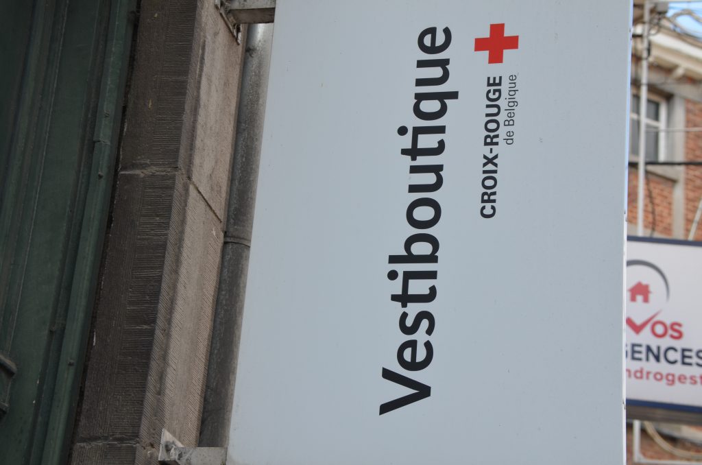 vestiboutique croix rouge