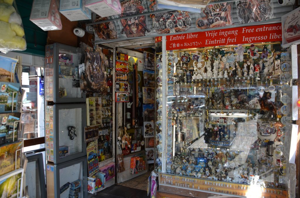 Souvenirs