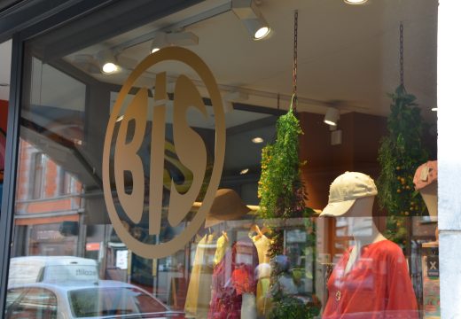 Bis