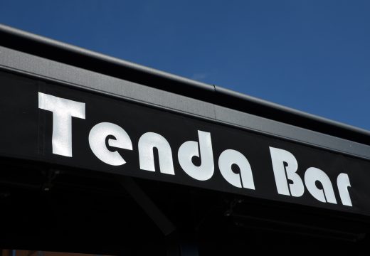 Tenda Bar
