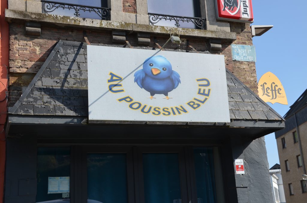 Au poussin bleu